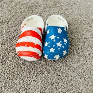 Size 6 American Flag 🇺🇸 Crocs. Toddler